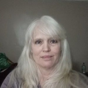 Meet your Posher, Kay